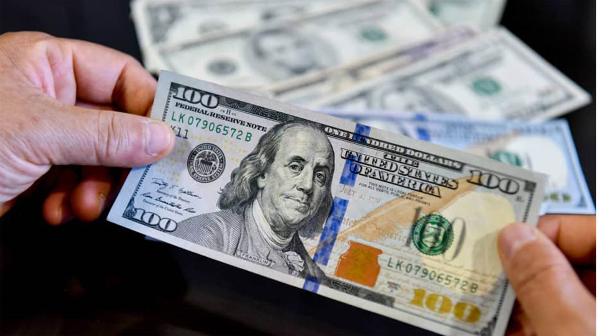 ارتفاع سعر الدولار اليوم الأربعاء 25 مارس 2026 بمستهل التعاملات.. الأخضر بكام